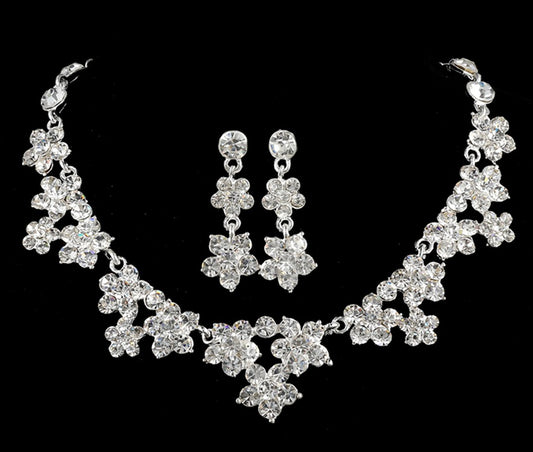Direct supply of Korean crystal necklace, two sets of bridal jewelry set, fast selling pass for special purpose