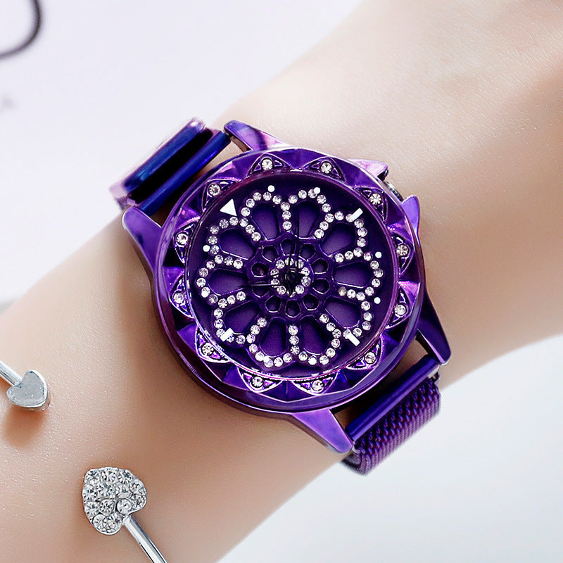 Ladies net celebrity vibrato with the same fashion rotating turntable magnet stone watch