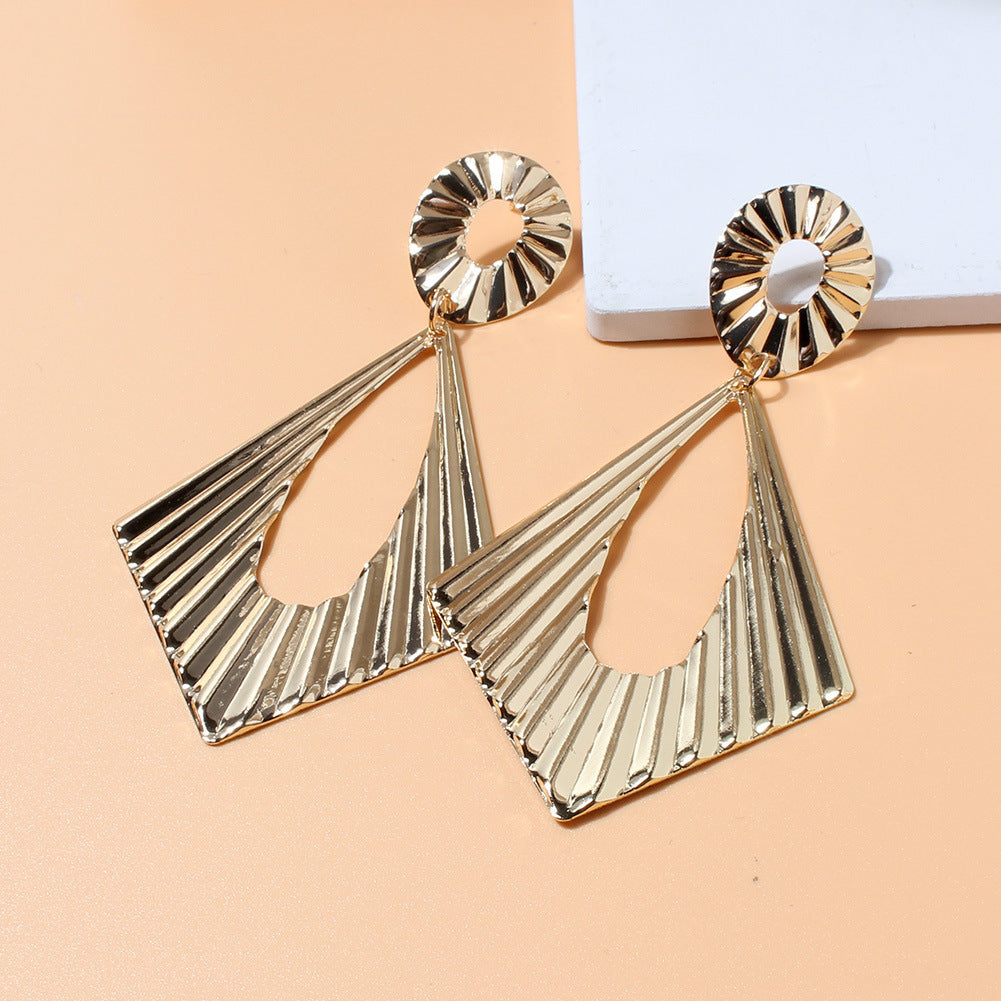 Personalized Metal Fashion Pierced Geometric Earrings