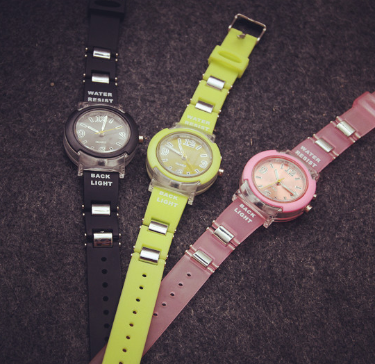 Korean Version Of The    LED Light Cool Tide Damen Harajuku Trend Personality Of Students Leisure Sports Night Watch Jelly