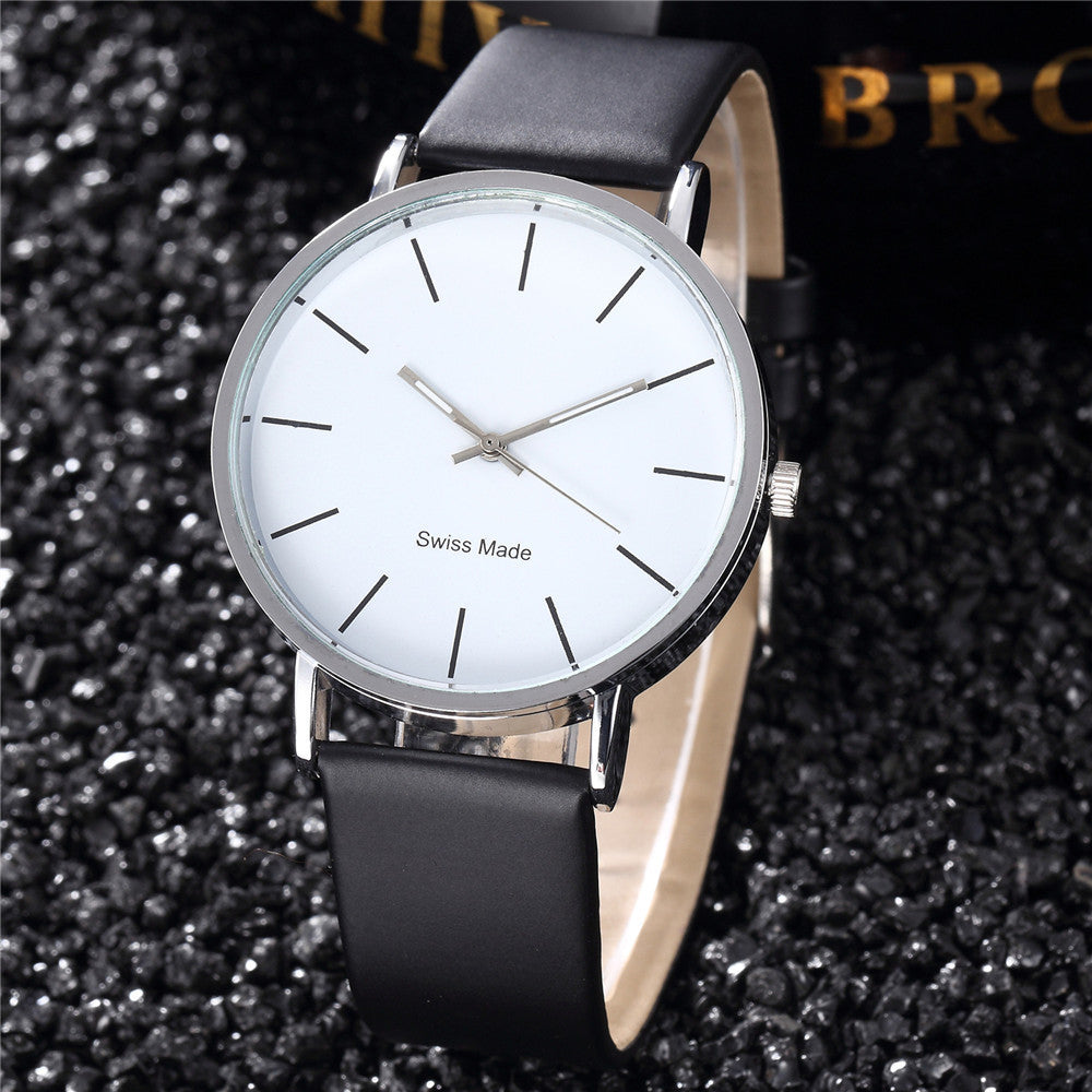 Men's and women's quartz watches