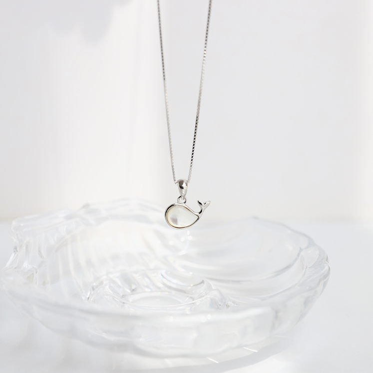 Deep sea mother shell little whale S925 sterling silver necklace