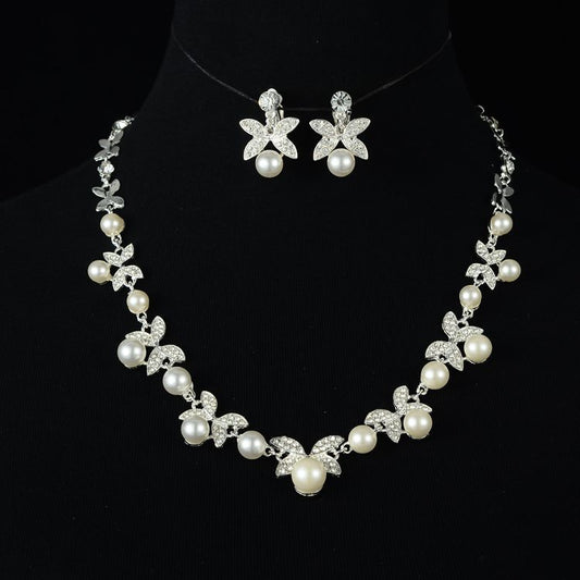 Korean bride pearl Clover Necklace Earrings Set Wedding jewelry accessories factory