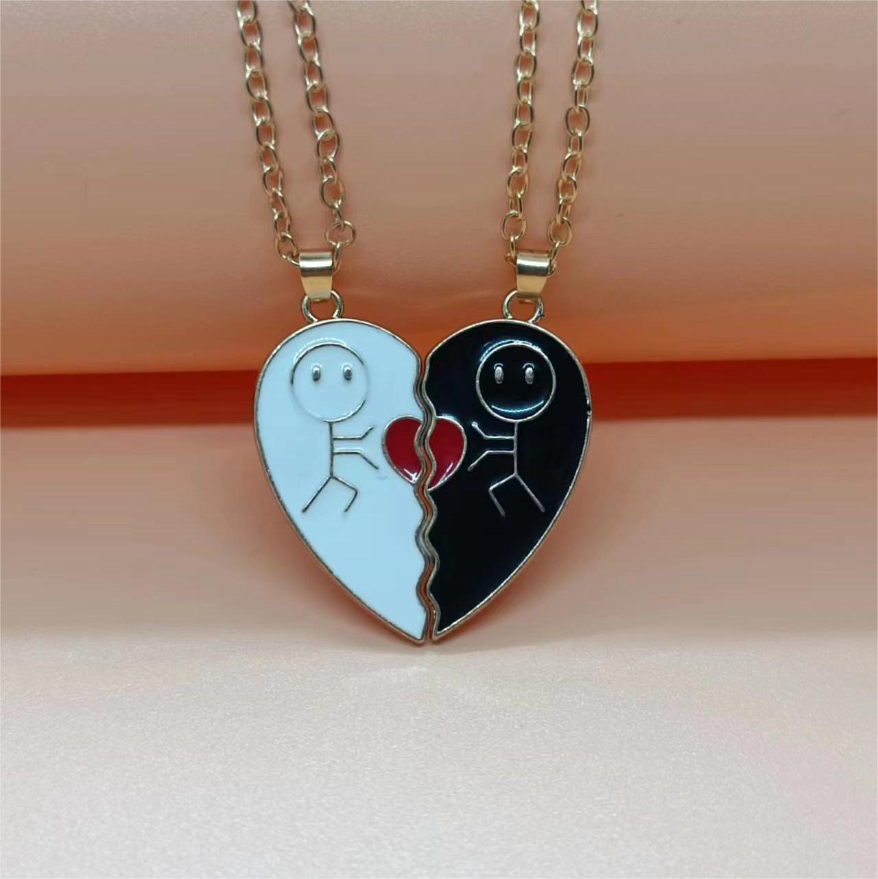 Heart-shaped Multi-part Stickman Couple Necklace