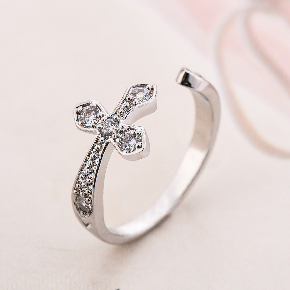 Taobao Korean version of creative new product fashion white gold lady ring engagement gift manufacturer