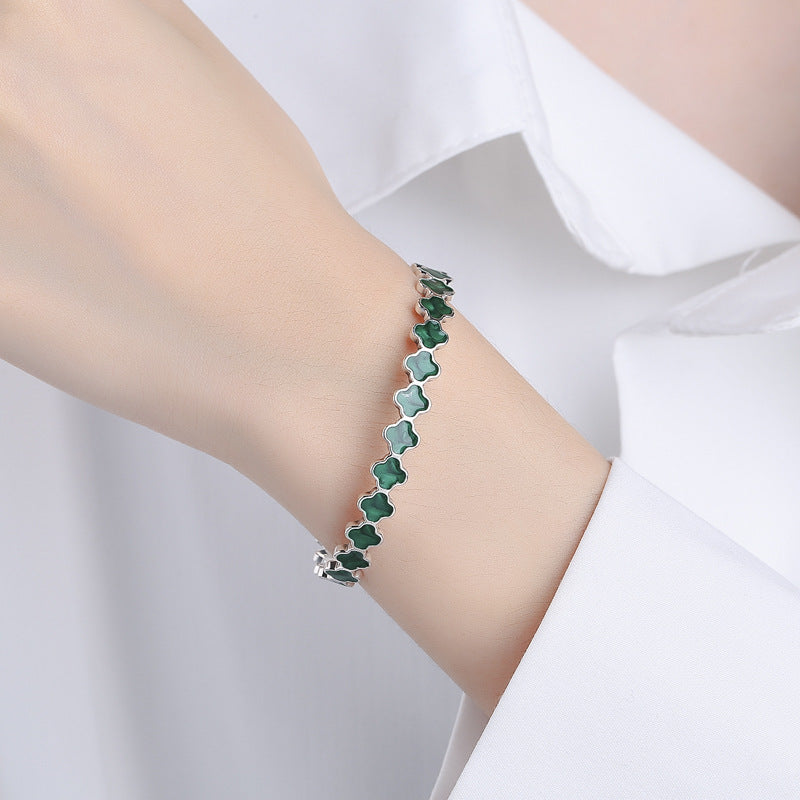 S925 Sterling Silver Four Leaf Flower Quicksand Enamel Female Adjustable Fashionable Drop Glaze Avocado Color Bracelet