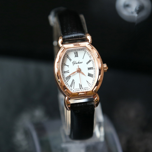 2016 New Ladies Watch small Quartz Bracelet Watch watch belt exquisite non mechanical watches