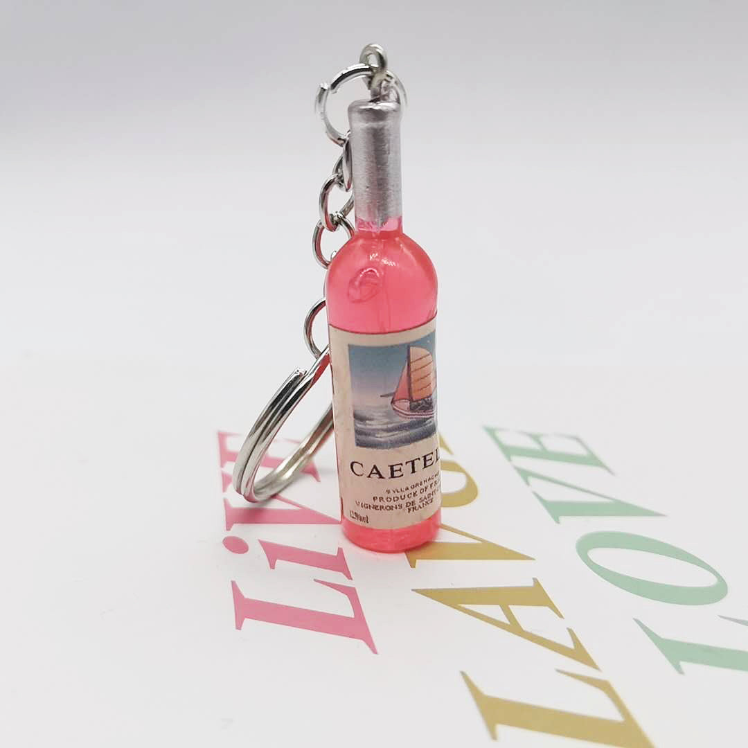 Creative wine bottle keychain