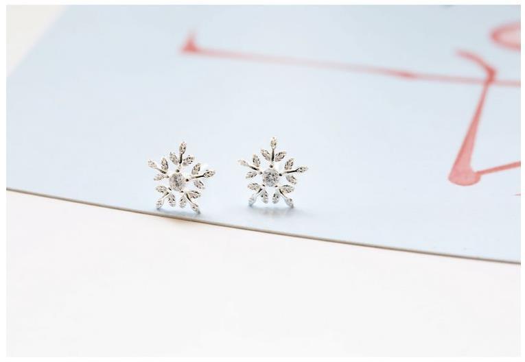 Love Snowflake Stud Earrings Korean Sweet Girl Heart