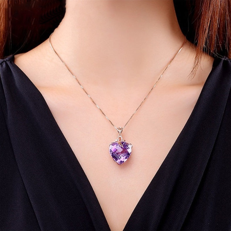 Heart-shaped amethyst pendant