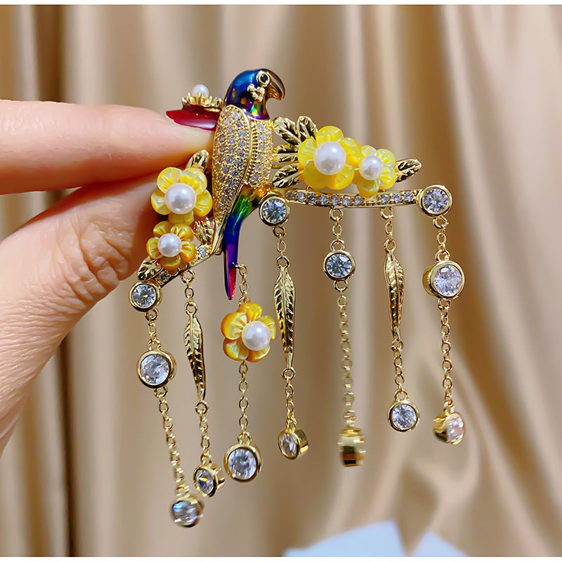 Fashion Luxury Tassel Brooch Branch