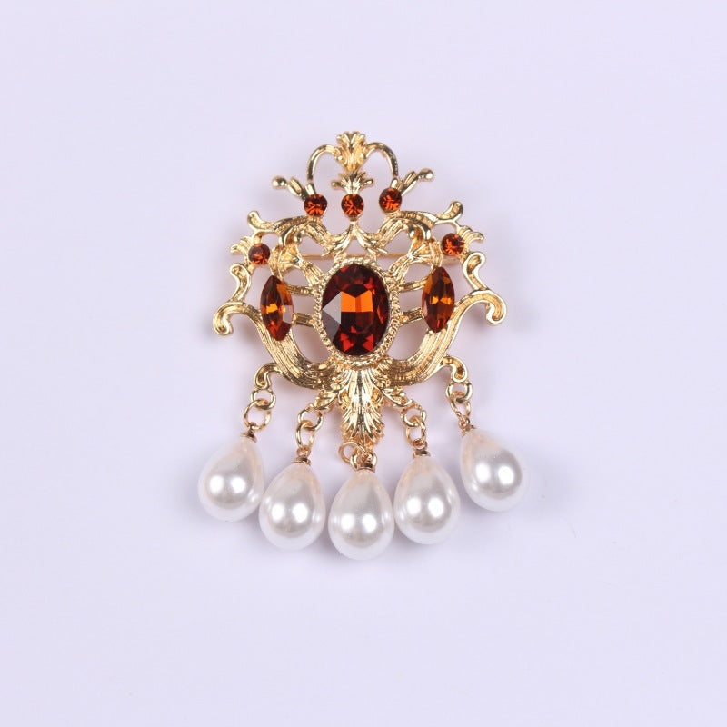 Court Retro Baroque Style Coat Brooch