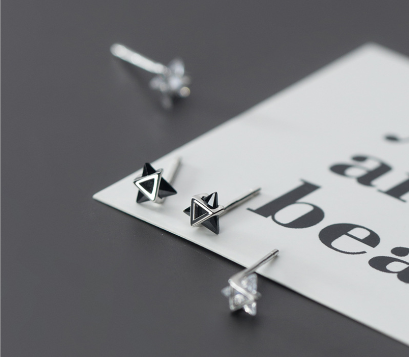 S925 Silver Earrings Female Japanese Style Diamond-studded Triangle Personality Cute Geometric Ear Jewelry