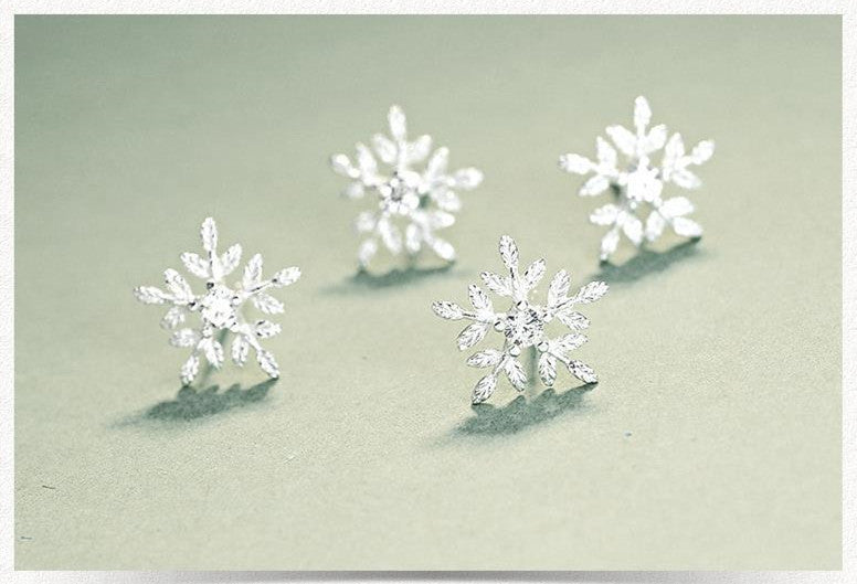 Love Snowflake Stud Earrings Korean Sweet Girl Heart