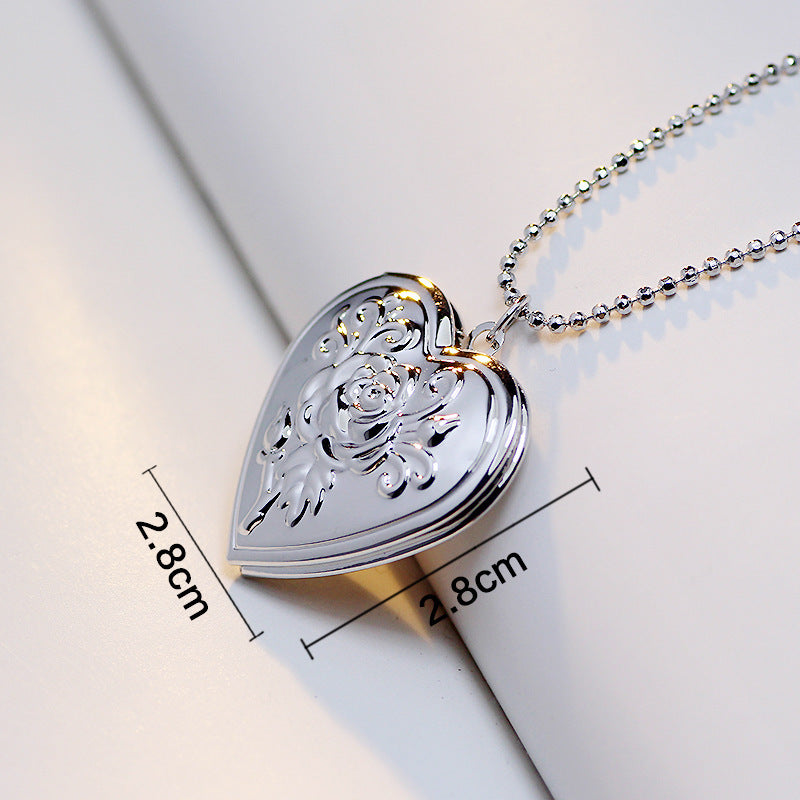 Heart pendant necklace