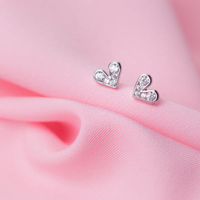 Silver Love ear nail