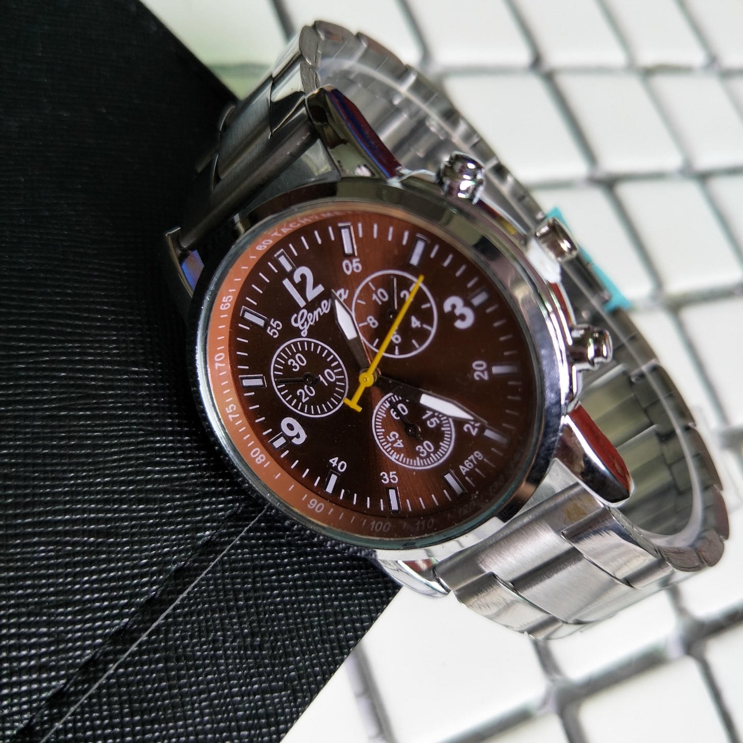 Steel strap three-eye six-hand watch