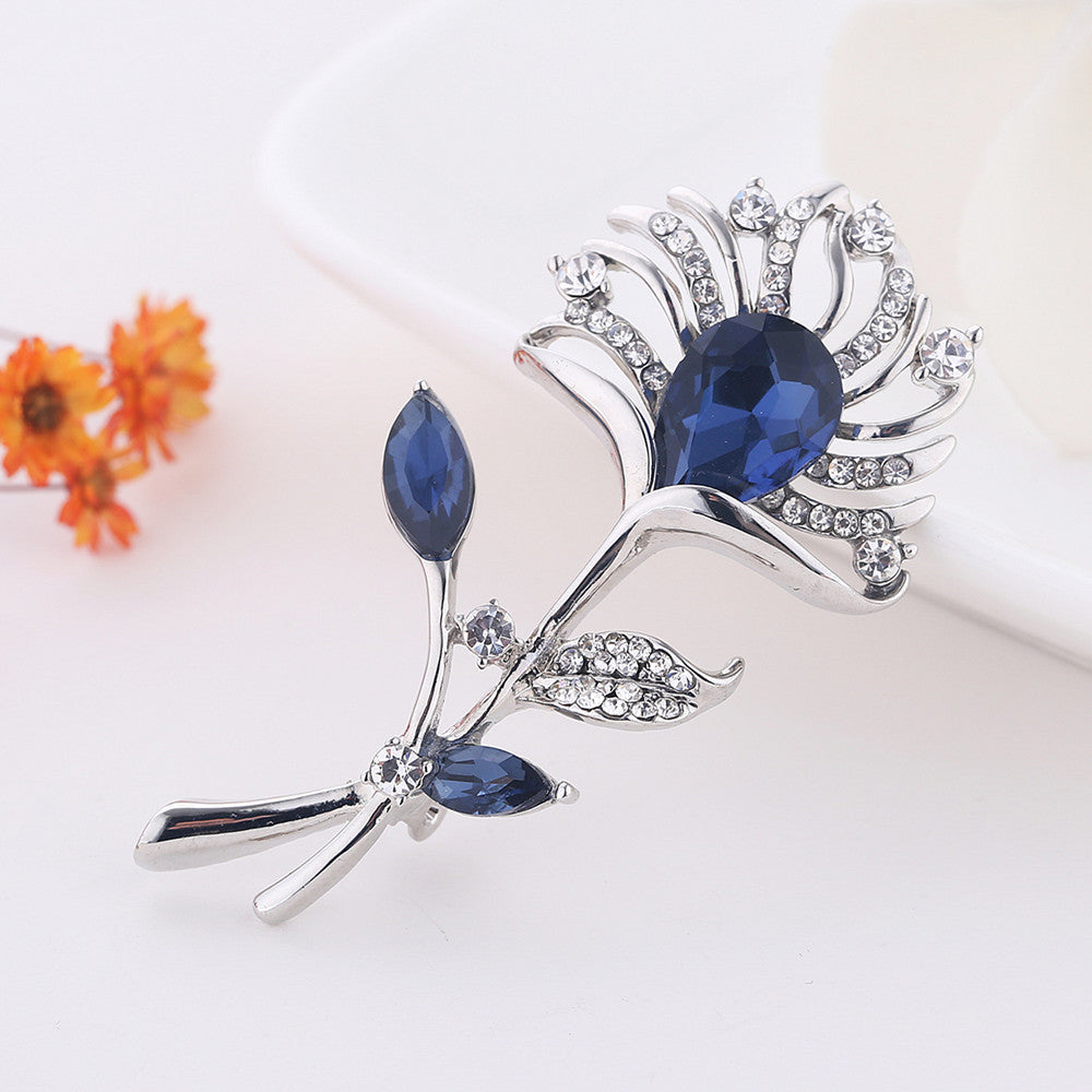 Fashionable Clothing And Elegant Perfume Bottle Brooch