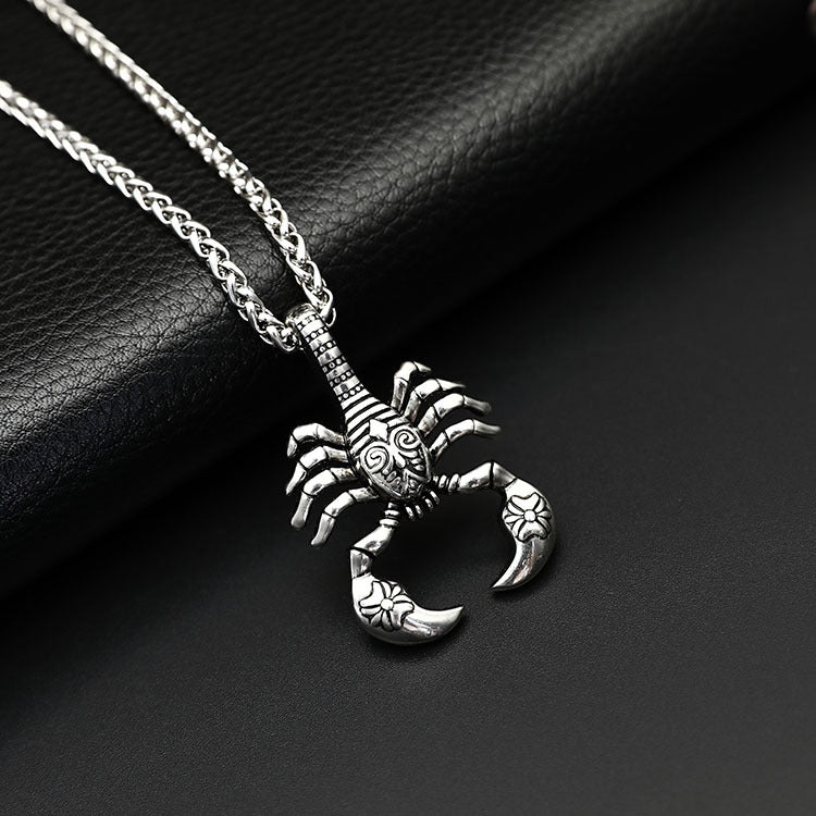 The 2021 explosion models of European and American fashion men's titanium necklace Necklace titanium Yiwu small jewelry goods wholesale trade