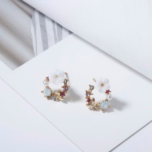 Cute Korean Personality Small Flower Stud Earrings For Women Temperament Simple Fashion Metal Female Stud Earrings