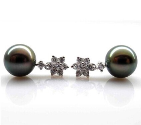 Black pearl earrings