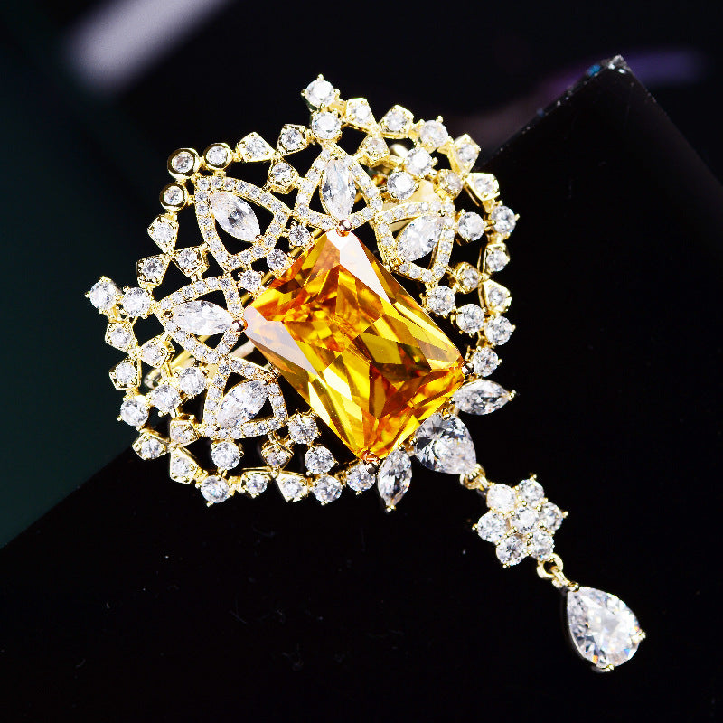 Fashion Emerald Zircon Brooch Elegant Style