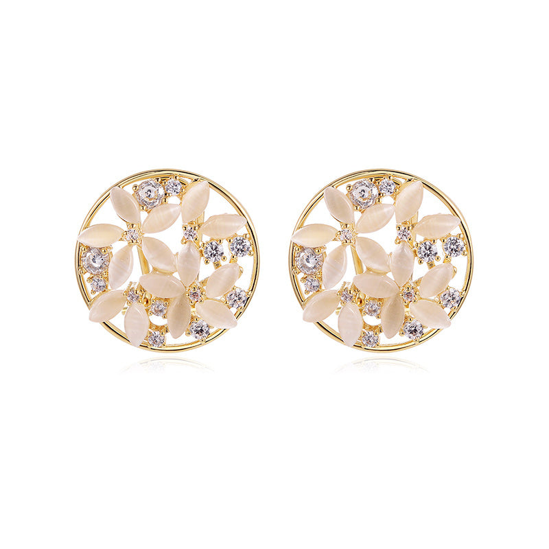 Fashionable High-end Earrings