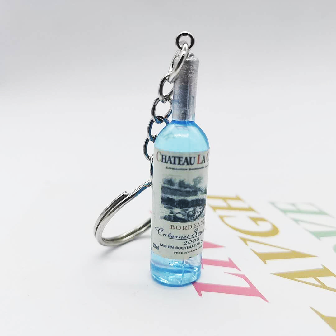 Creative wine bottle keychain