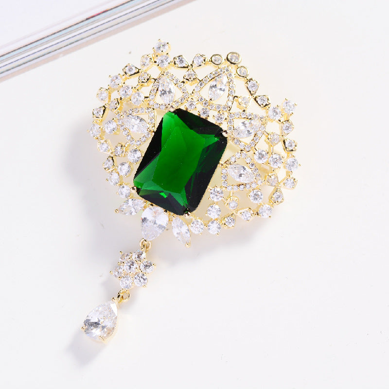 Fashion Emerald Zircon Brooch Elegant Style