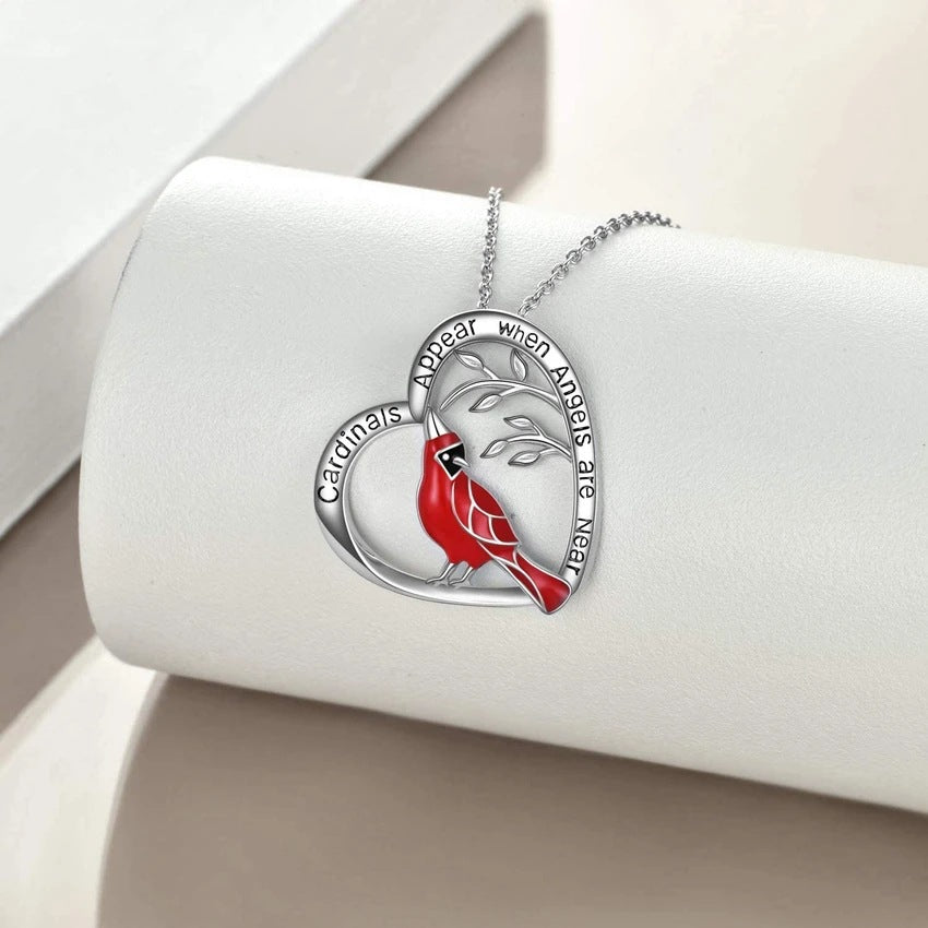 Fashion Creative Cardinal Heart Pendant Necklace