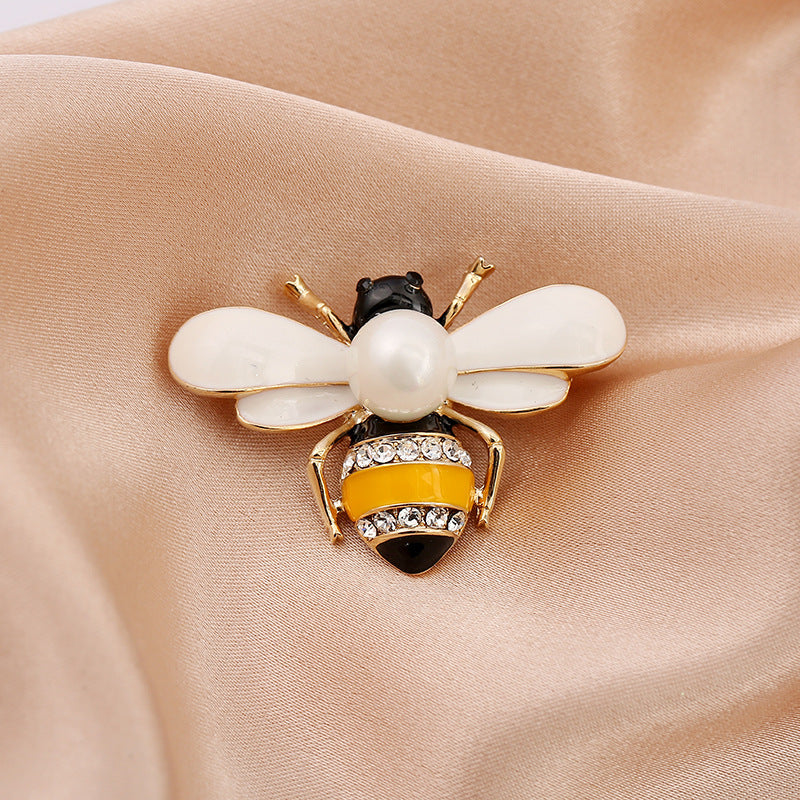 Cartoon Cute Bee Zircon Diamond Pearl Brooch