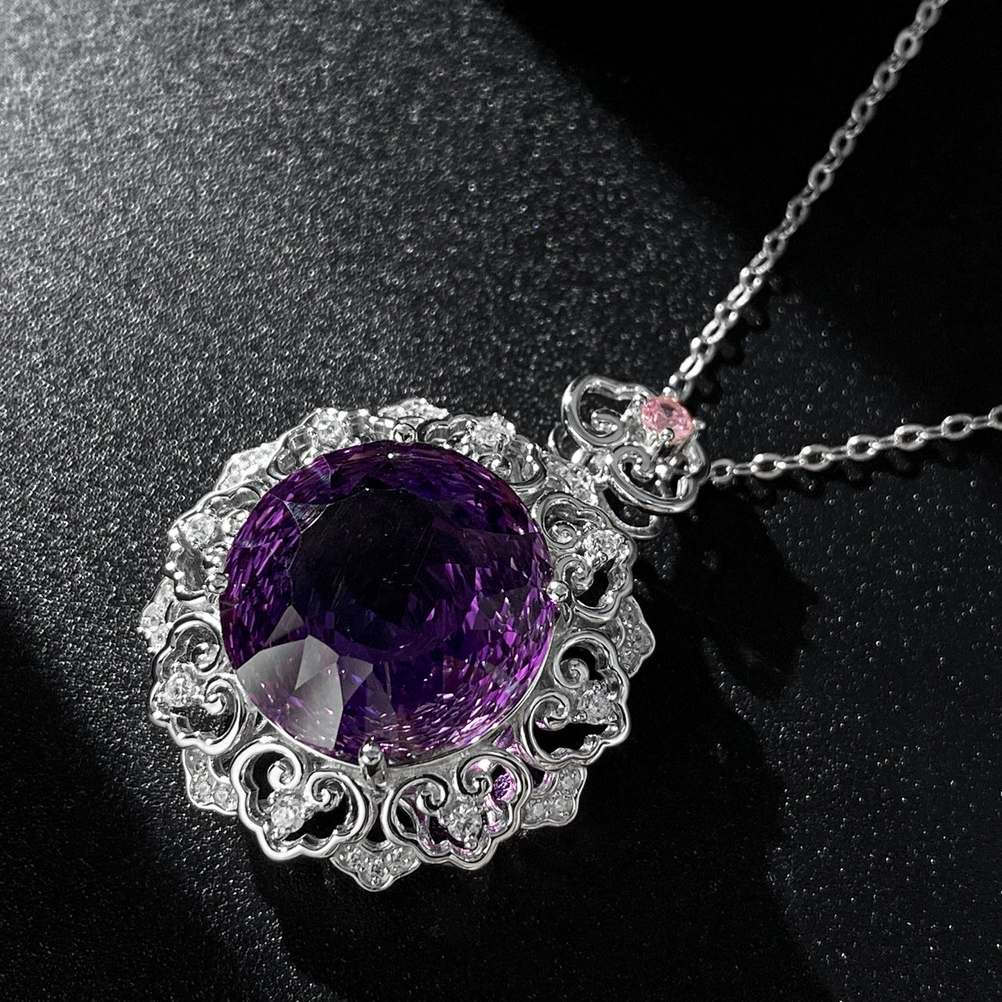 Luxurious S925 Silver Set Natural Amethyst Pendant Female Vintage Pattern Senior Jewelry Quality Sweater Chain