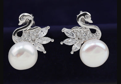 S925 silver freshwater pearl swan earrings