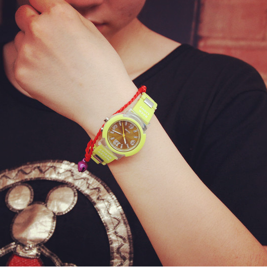 Korean Version Of The    LED Light Cool Tide Damen Harajuku Trend Personality Of Students Leisure Sports Night Watch Jelly