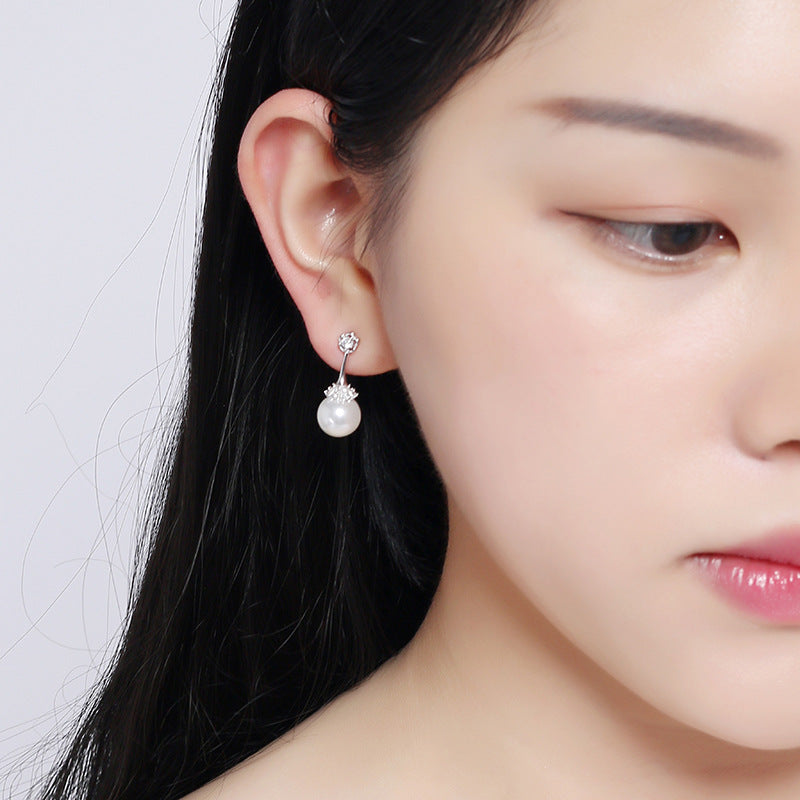 Elegant pearl earrings