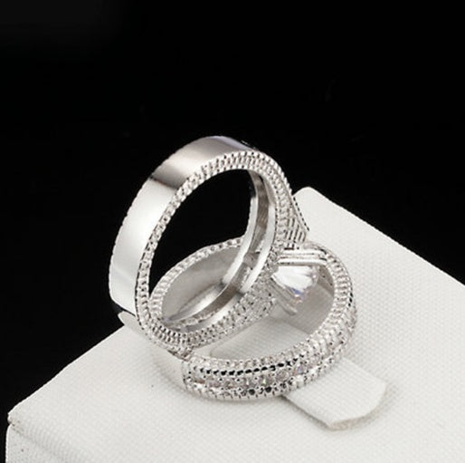 Dazzling European and American Diamond Engagement Ring Set