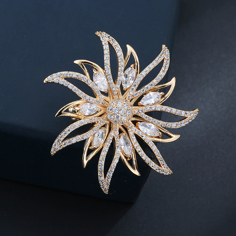 Flame Wreath Brooch Corsage Women's Coat Collar Pin