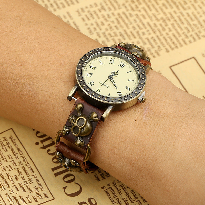 Simple retro bracelet watch