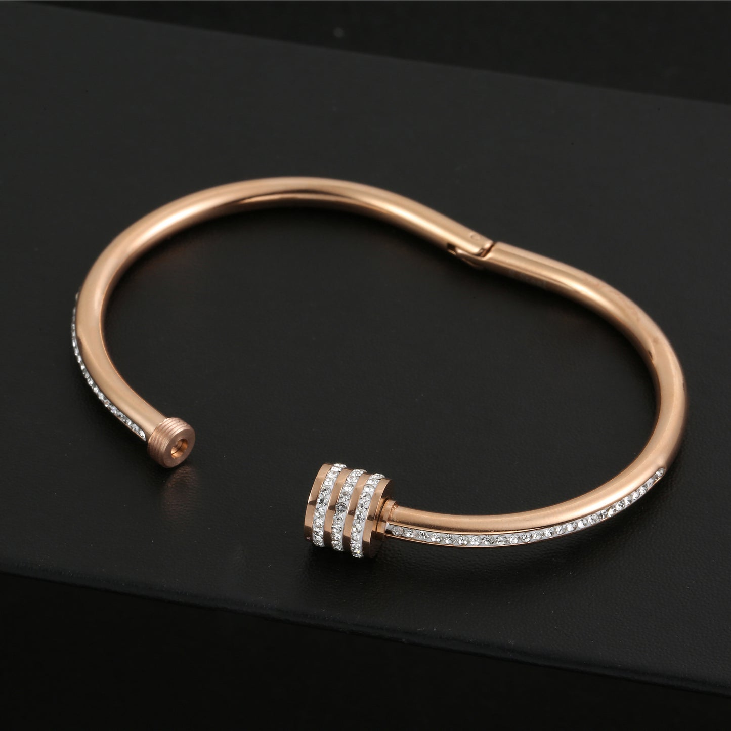 Fashion Diamond-studded Titanium Steel Bracelet Women