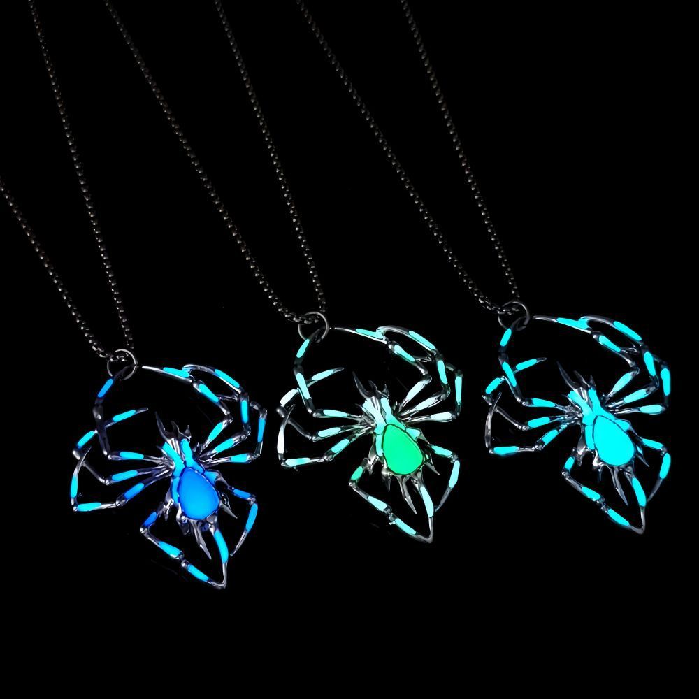 Luminous Stereo Spider Necklace - Glow-in-the-Dark Halloween Jewelry