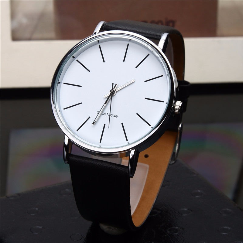 Men's and women's quartz watches