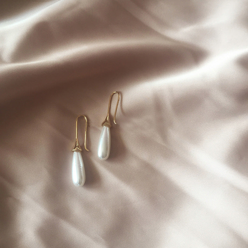 White Teardrop Simulation Pearl Dangle Earrings