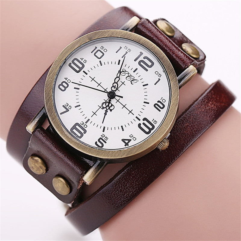 CCQ Vintage Leather Bracelet Watch Antique Women Wrist Watch Casual Ladies Quartz Watch Relogio Feminino 1347