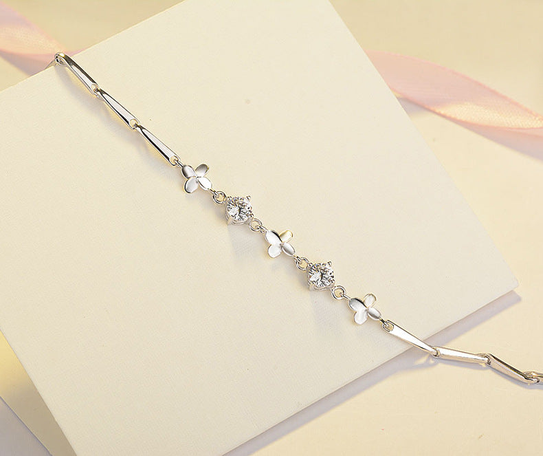 Factory wholesale S925 Sterling Silver Bracelet lucky clover Korean fashion female models simple silver jewelry allergy