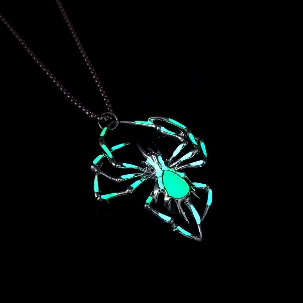 Luminous Stereo Spider Necklace - Glow-in-the-Dark Halloween Jewelry