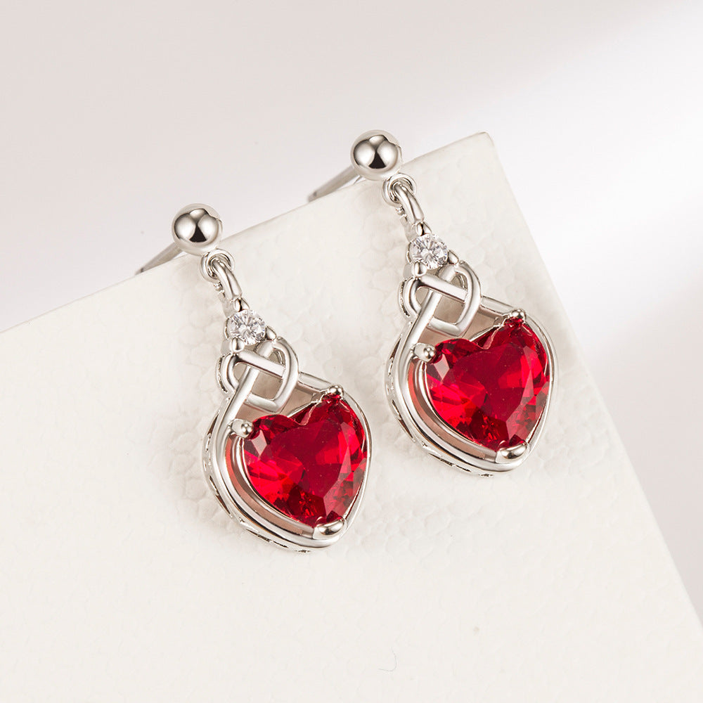 Exquisite Heart-Shaped Ruby Jewelry Suit
