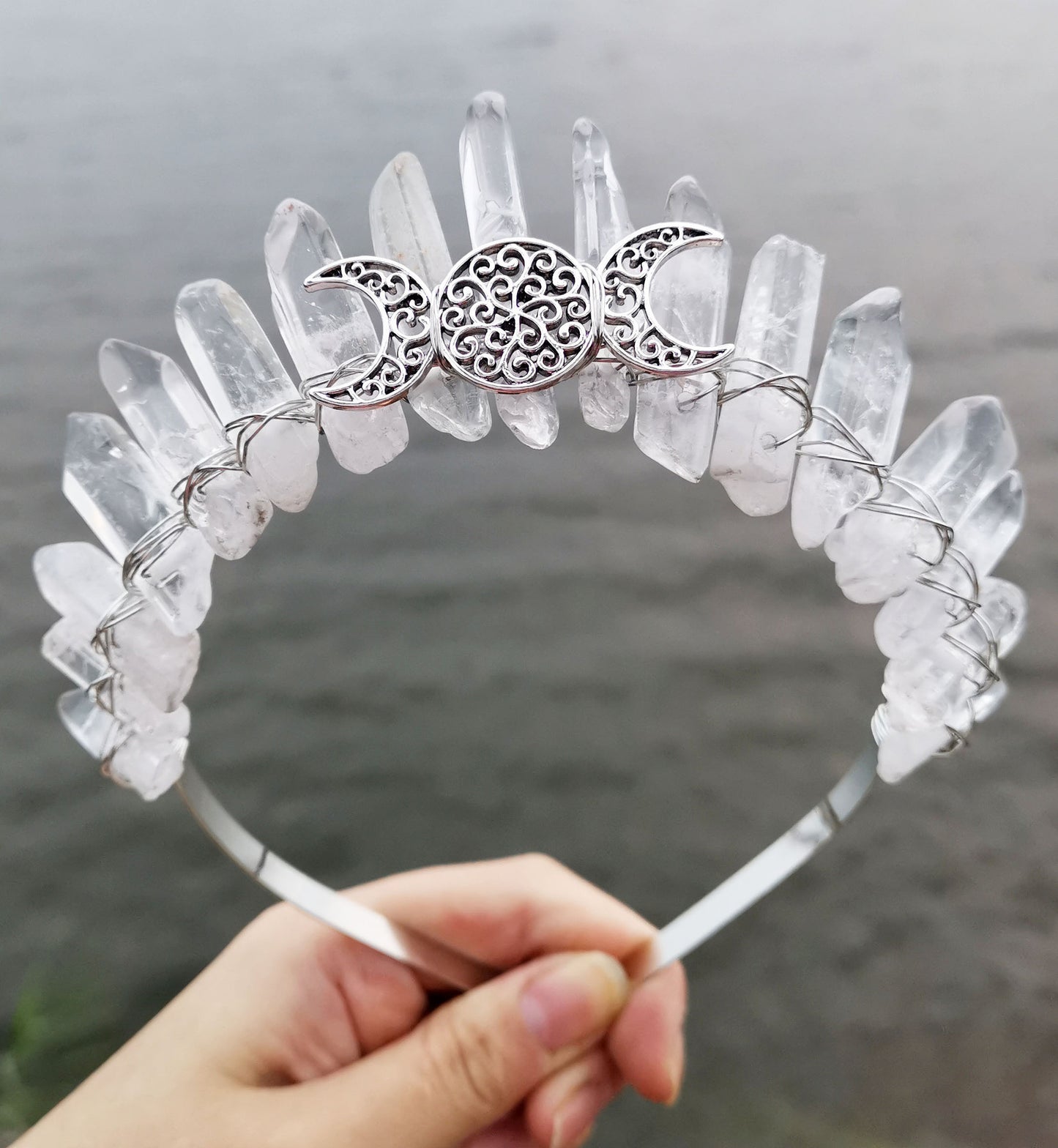 Dress Up Hollow 3 Moon Accessories Electroplating Natural Crystal Crown Headband