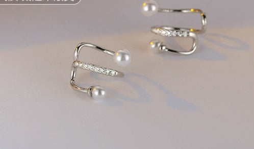 Niche Women's Pearl Ear Clips Without Pierced Ears