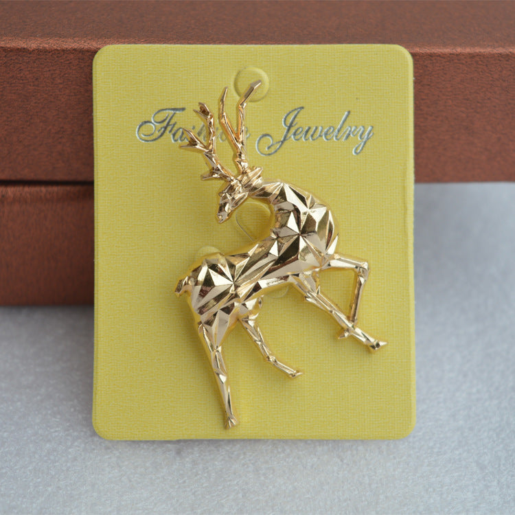 Alloy Three-dimensional Golden Deer Brooch