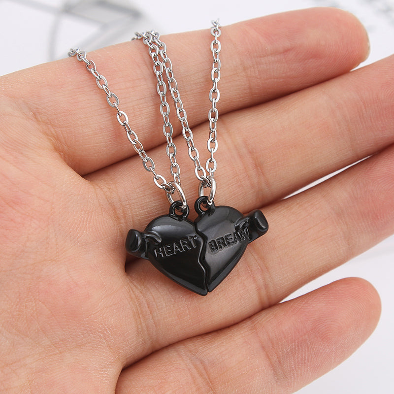 Holding Heart Magnet Pendant Couple Necklace For Love